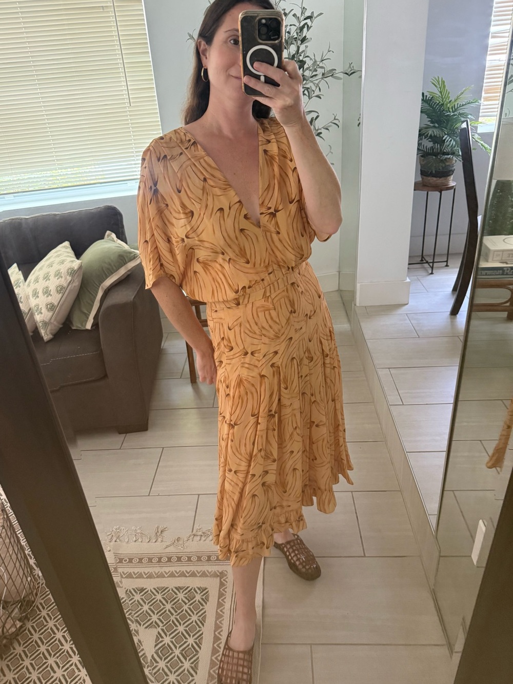 Adriana Degreas Dolman Sleeve Pleated Silk Midi Dress in Banana Print Size M